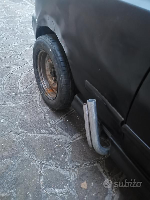 Usata Nissan Micra 1993 Nero Utilitaria