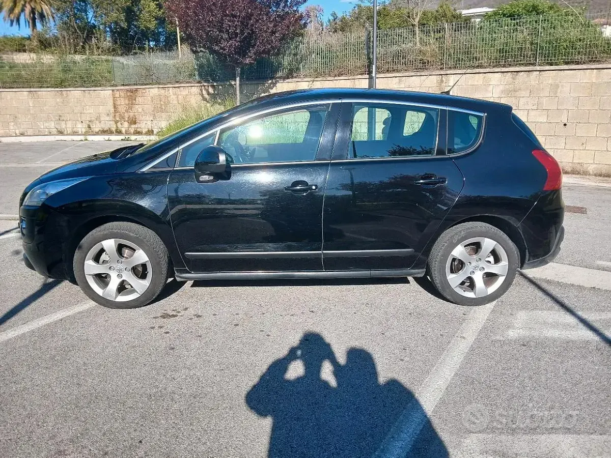 Usata Peugeot 3008 109 CV (80 kW) 2009 Nero Station wagon