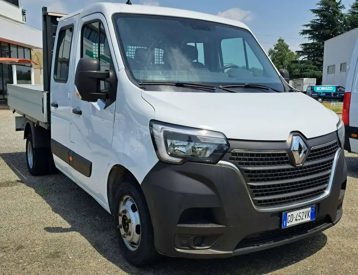Usata Renault Master 145 CV (106 kW) 2021 Bianco Monovolume