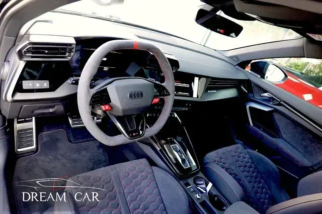 Nuova Audi RS3 Ambiente 400 CV (294 kW) 2026 Nero metallizzato Berlina
