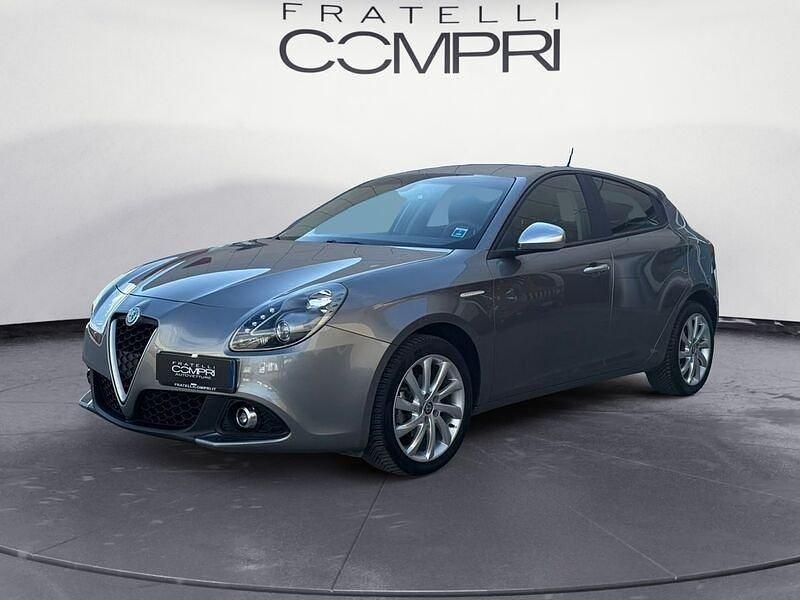 Usata Alfa Romeo Giulietta Super 120 CV (88 kW) 2018 Grigio Utilitaria