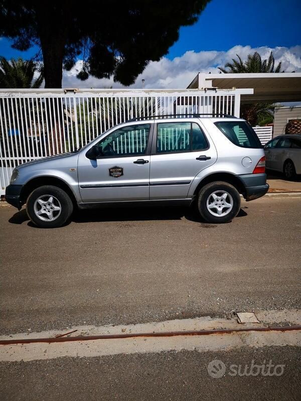 Usata Mercedes ML320 2000 Grigio SUV