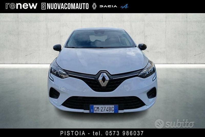 Käytetty Renault Clio V Equilibre 145 HP (106 kW) 2023 Valkoinen Sedan