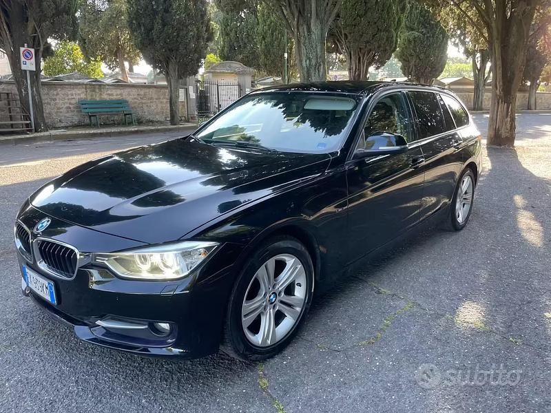 Begagnad BMW 316 Sport Line 116 HK (85 kW) 2015 Svart Kombi
