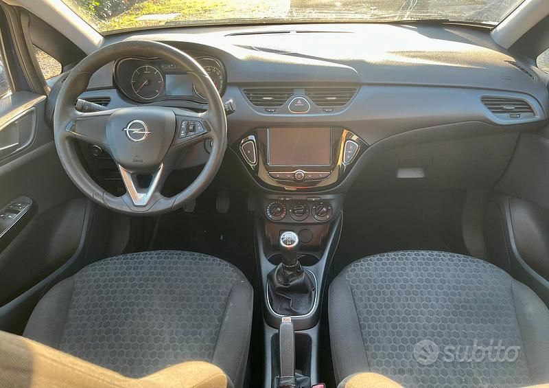 Usata Opel Corsa 75 CV (55 kW) 2017 Blu Berlina