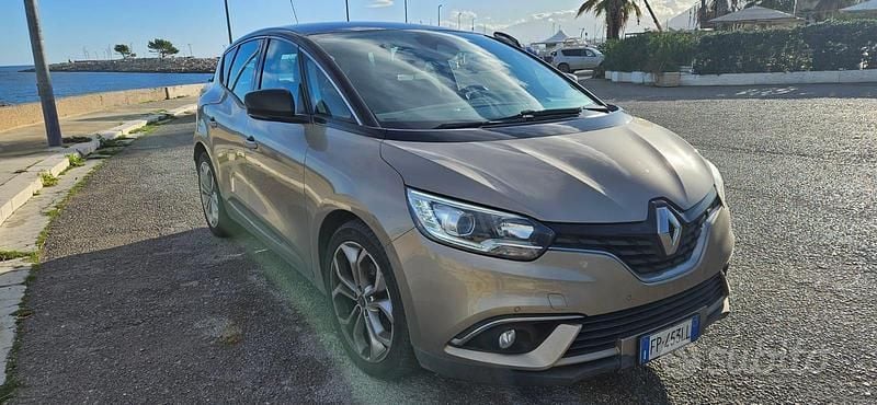 Usata Renault Scénic IV 110 CV (80 kW) 2018 Monovolume