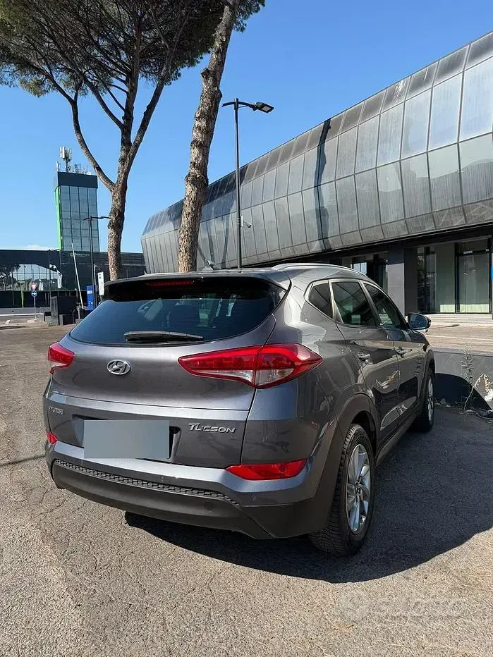 Usata Hyundai Tucson 116 CV (85 kW) 2015 Grigio SUV