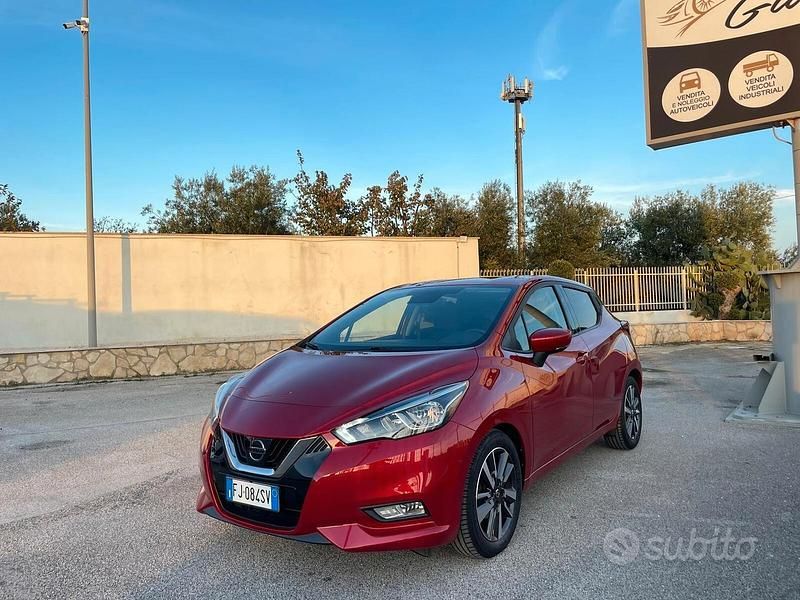 Usata Nissan Micra N-Connecta 121 CV (88 kW) 2017 Rosso Berlina