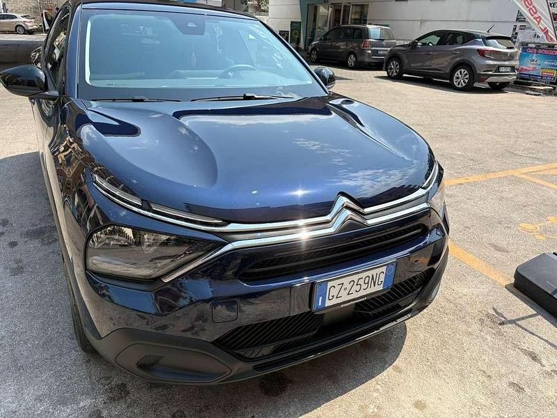 Usata 2025 Citroën C4 PureTech SUV | 17.900 € (Buon prezzo) - Immagine 1/4