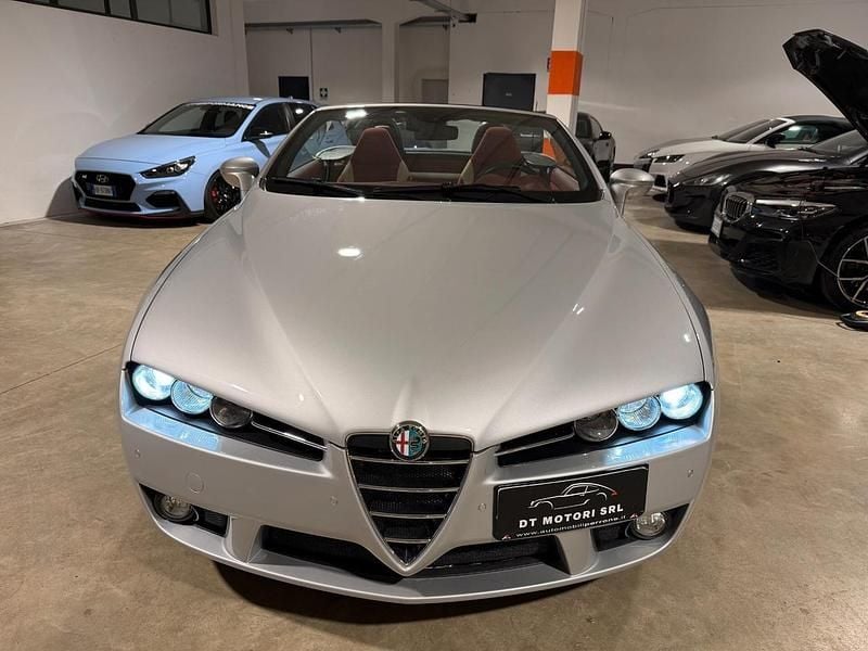 Usata Alfa Romeo Spider Exclusive 185 CV (136 kW) 2007 Argento Cabrio