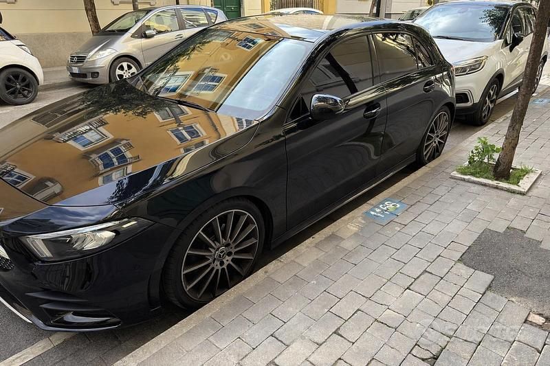 Usata Mercedes A180 Premium 116 CV (85 kW) 2020 Nero Berlina