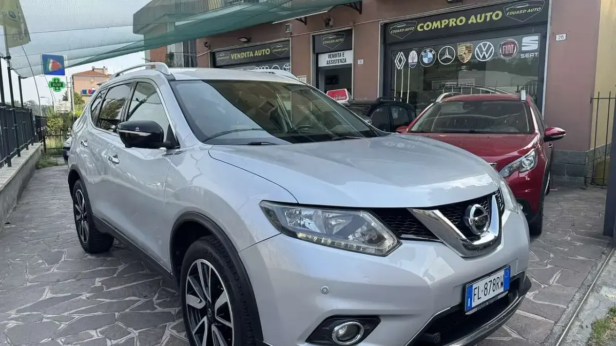 Usata Nissan X-Trail 360º 131 CV (96 kW) 2018 Argento SUV