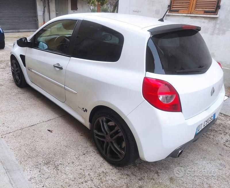 Usata Renault Clio R.S. R.S. 2009 Utilitaria