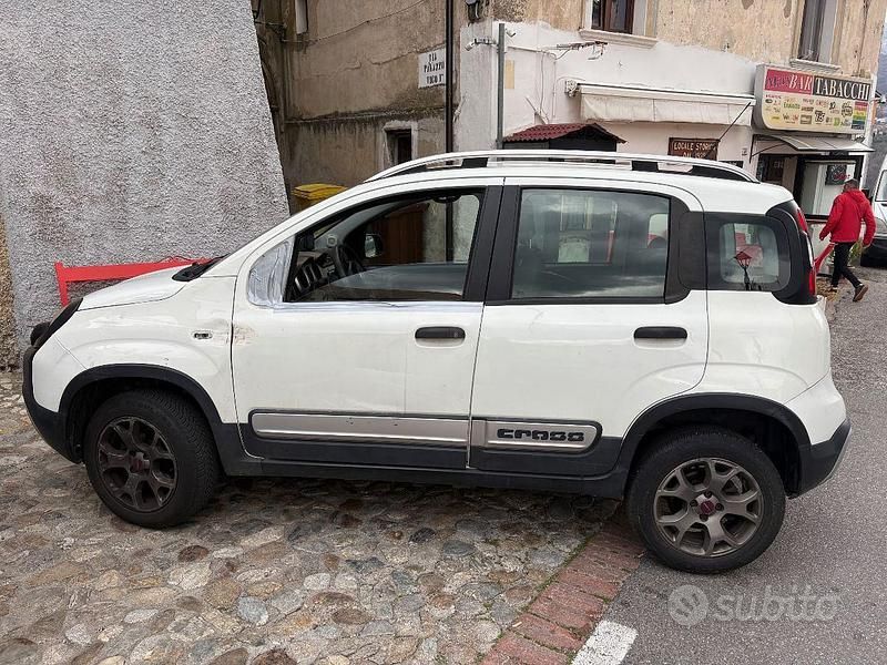 Usata Fiat Panda Cross Cross 95 CV (69 kW) 2016 Bianco Utilitaria
