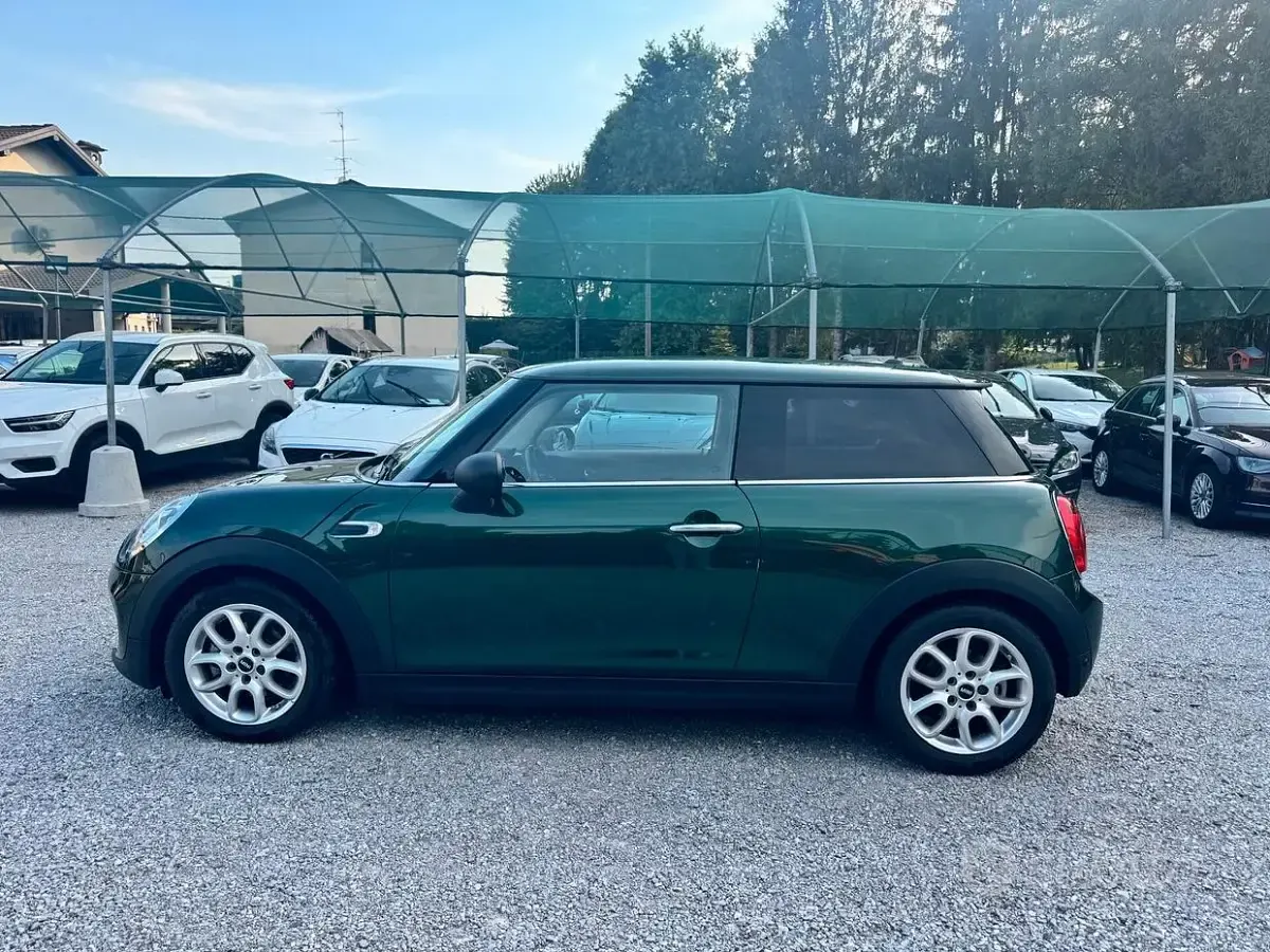 Usata Mini One D 95 CV (69 kW) 2017 Verde Utilitaria
