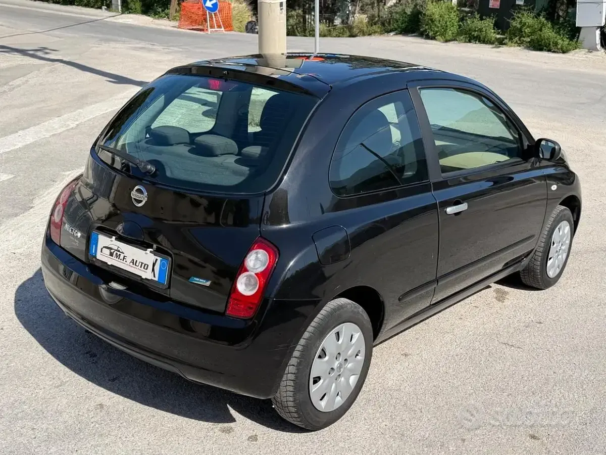 Usata Nissan Micra 80 CV (58 kW) 2010 Nero Utilitaria