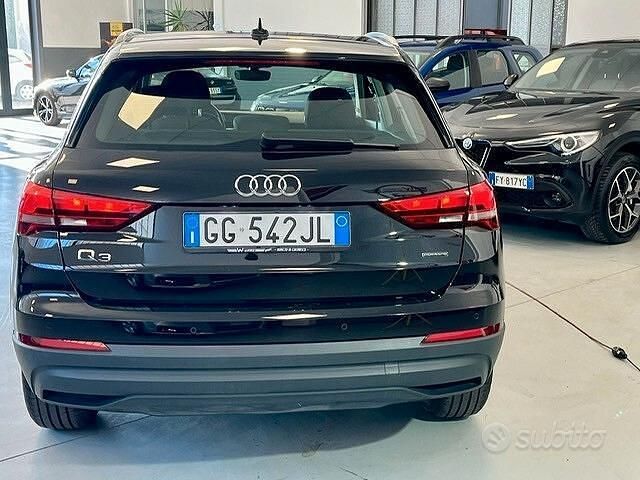 Usata Audi Q3 Business 150 CV (110 kW) 2021 Nero SUV