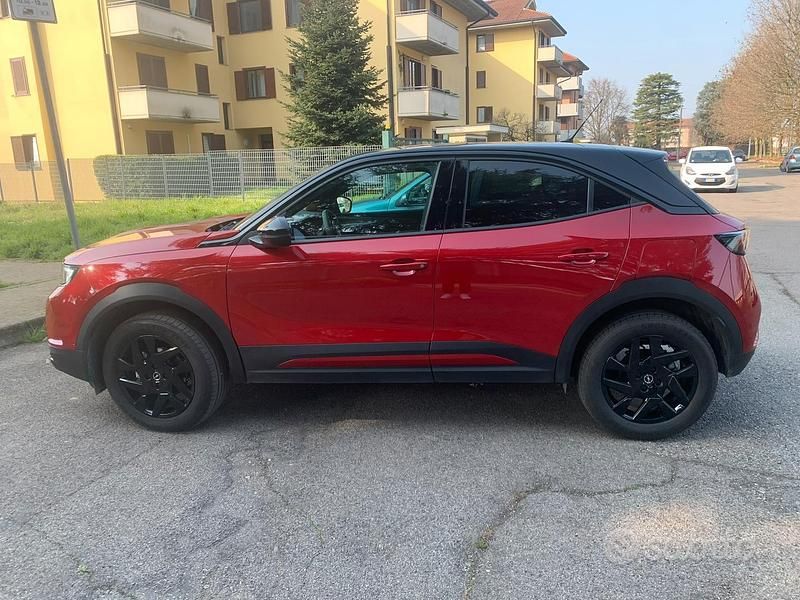 Usata Opel Mokka 130 CV (95 kW) 2024 Rosso SUV