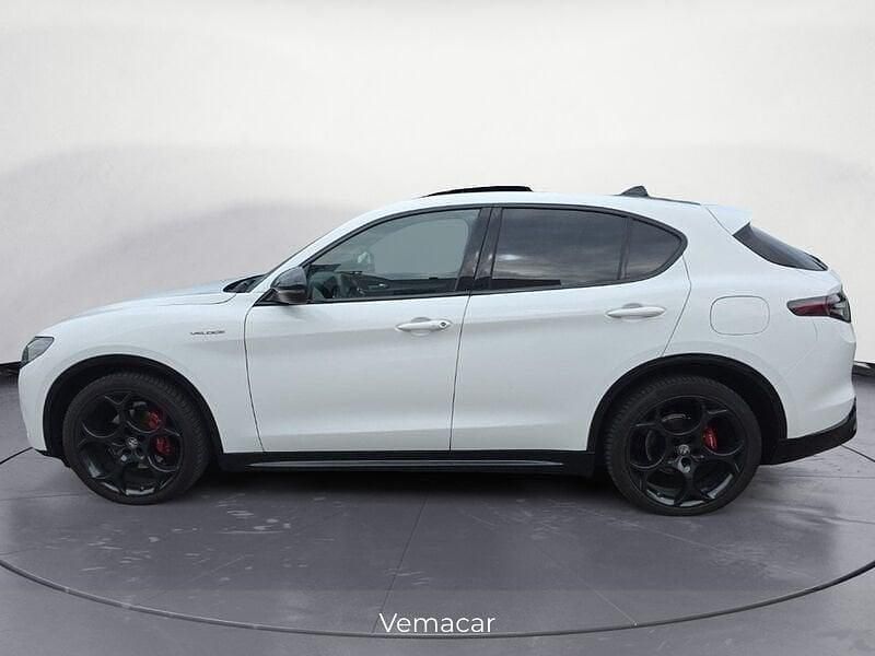 Usata Alfa Romeo Stelvio Veloce 209 CV (153 kW) 2025 Bianco SUV