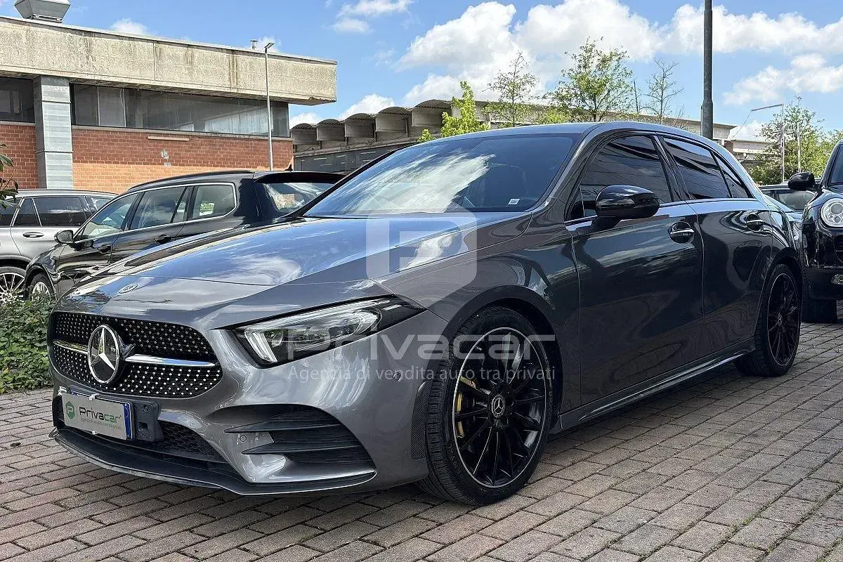 Usado Mercedes A220 Premium 190 CV (139 kW) 2022 Gris Berlina