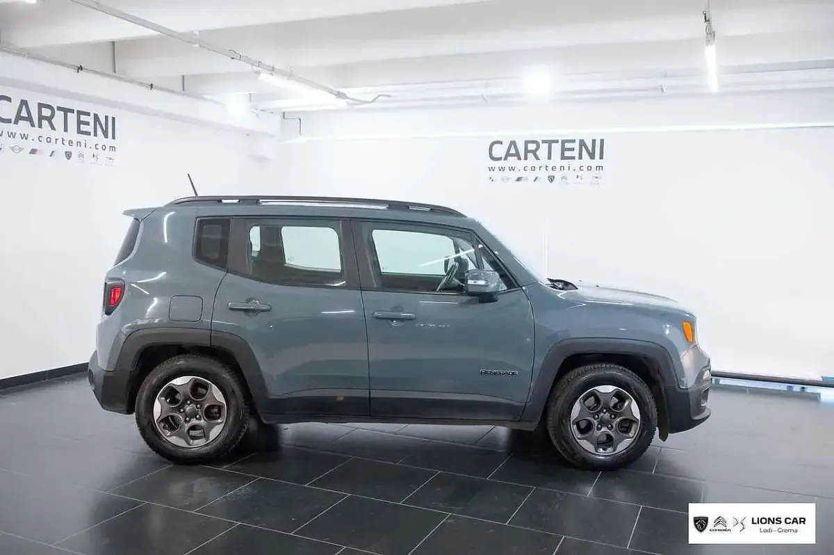 Usata Jeep Renegade Longitude 110 CV (80 kW) 2016 Grigio SUV