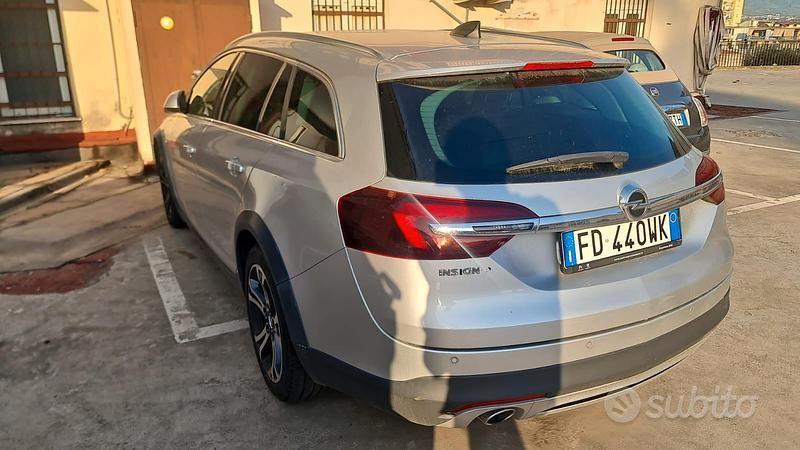 Usata Opel Insignia 170 CV (125 kW) 2016 Grigio Station wagon