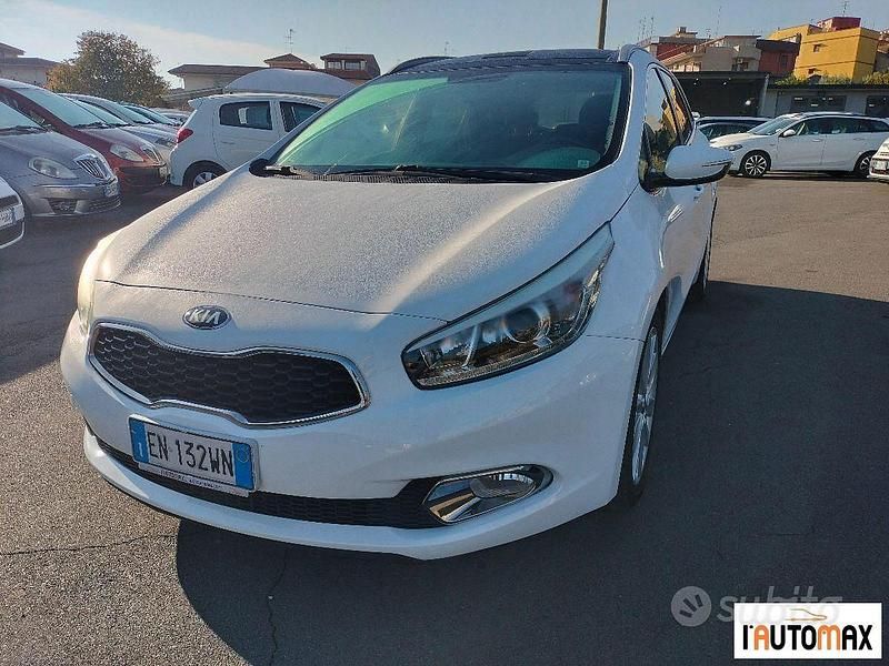 Usata Kia Ceed Sportswagon Platinum 128 CV (94 kW) 2013 Bianco Station wagon