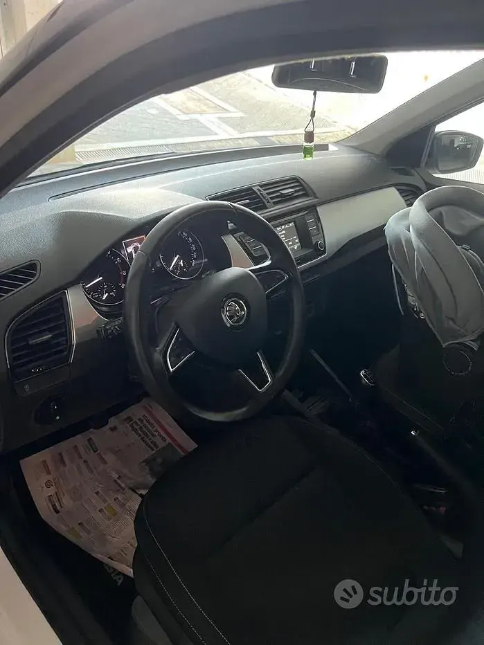 Usata Skoda Fabia 60 CV (44 kW) 2017 Bianco Berlina