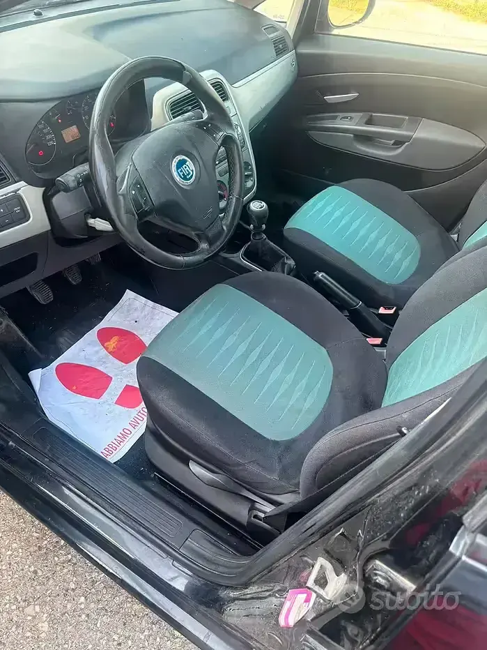 Usata Fiat Punto 65 CV (47 kW) 2006 Nero Utilitaria