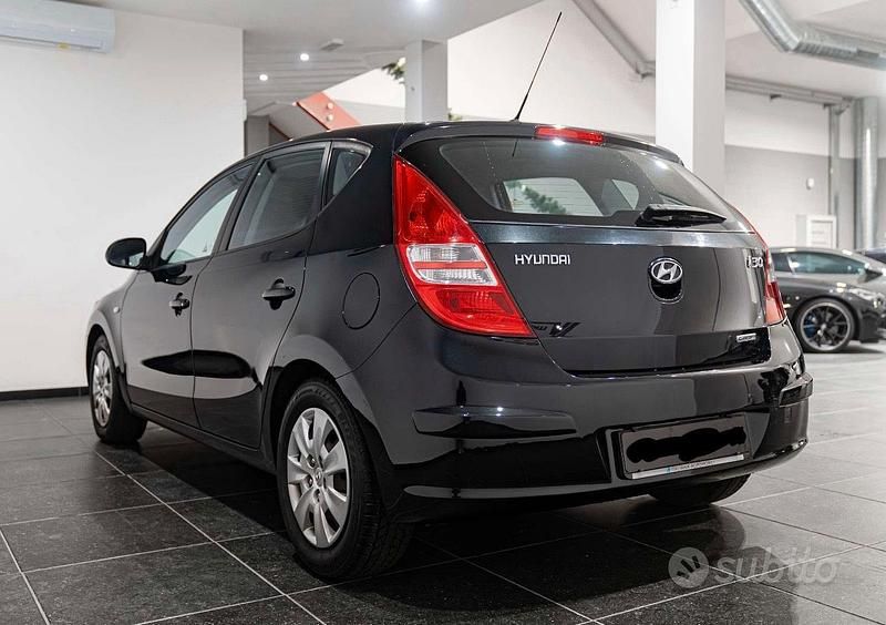 Usata Hyundai i30 90 CV (66 kW) 2009 Nero Utilitaria