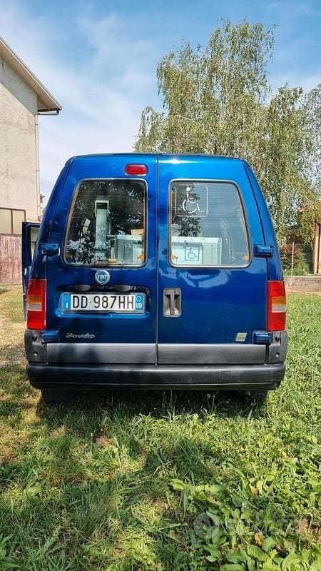 Usata Fiat Scudo 69 CV (50 kW) 2006 Blu Furgone