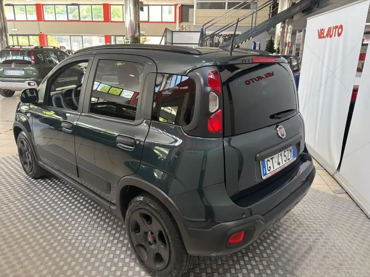 Usata Fiat Panda Cross Cross 71 CV (52 kW) 2024 Verde Utilitaria