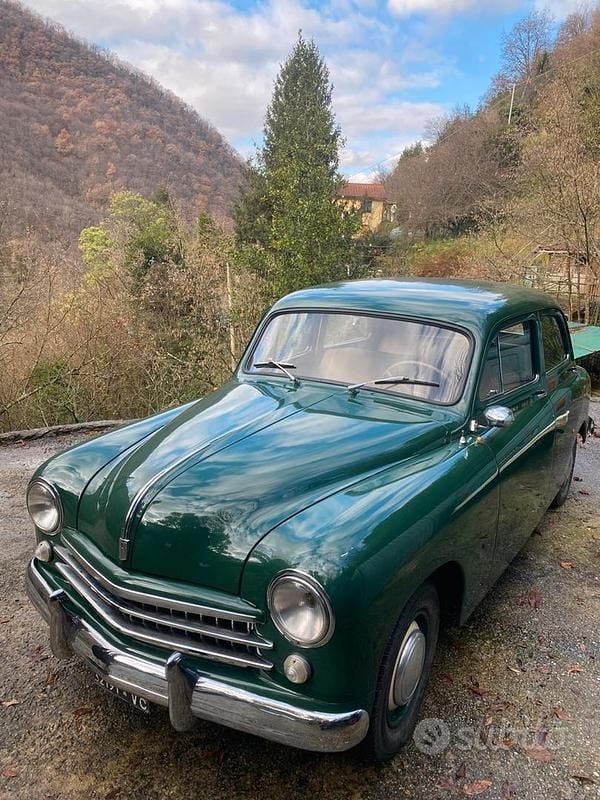 Usata Fiat 1400 1950 Verde Berlina