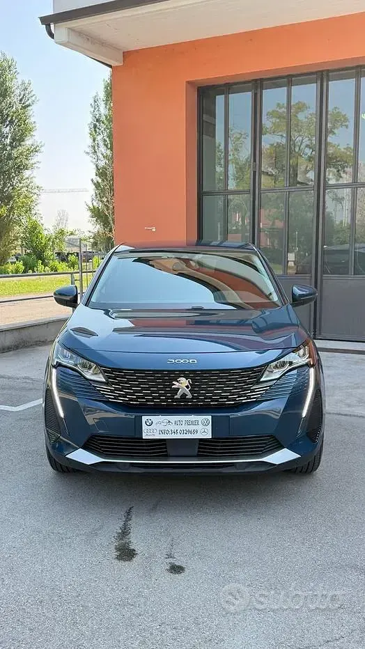 Usata Peugeot 3008 Active 131 CV (96 kW) 2021 Bluazzurro SUV