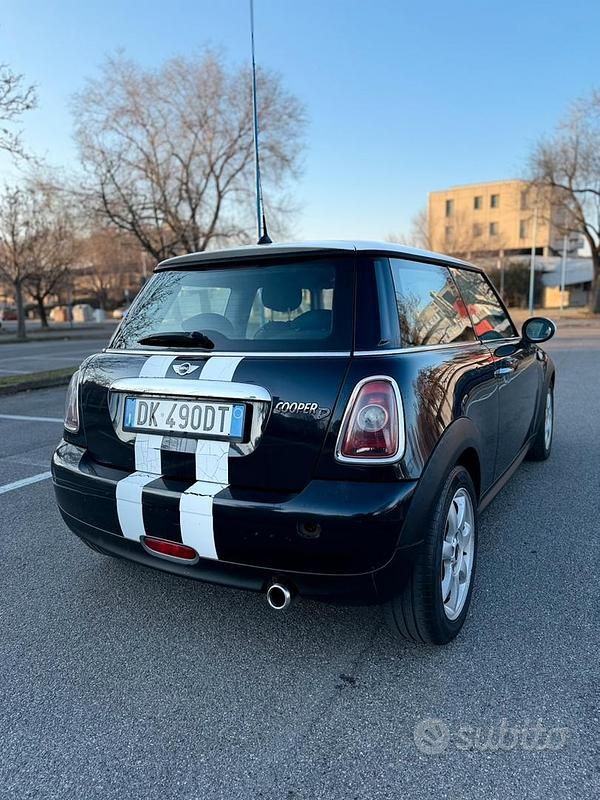 Usata 2007 Mini Cooper Due volumi | 2600 € (Ottimo prezzo) - Immagine 1/4
