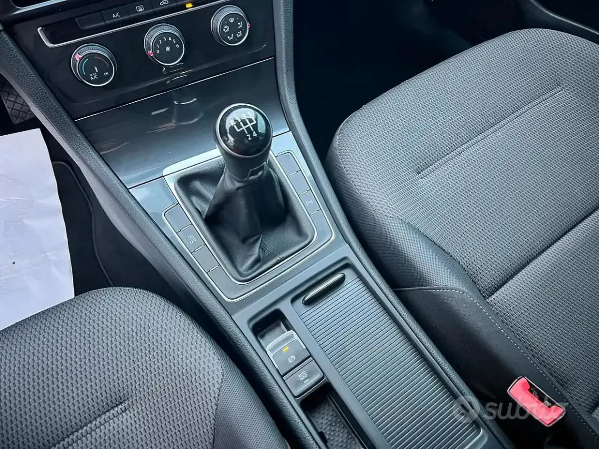 Usata VW Golf VII 116 CV (85 kW) 2019 Grigio Berlina