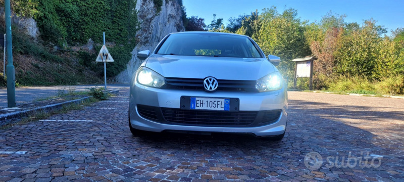 Usato 2011 VW Golf VI 1.6 Diesel 105 CV (7.500 €)