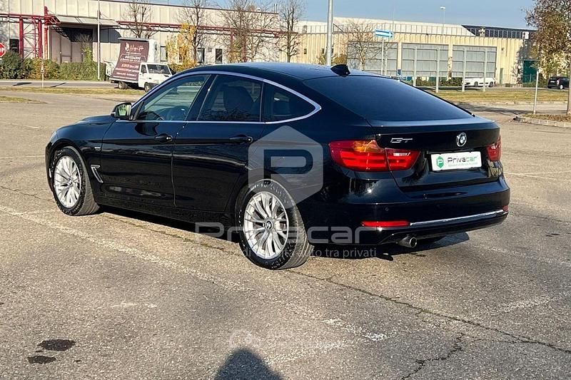 Usata BMW 318 Gran Turismo Luxury Line 143 CV (105 kW) 2013 Nero Berlina