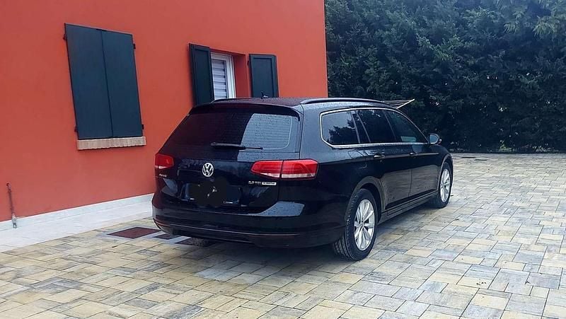 Usata VW Passat Business 150 CV (110 kW) 2015 Station wagon