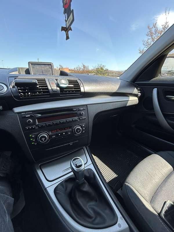 Usata BMW 118 143 CV (105 kW) 2010 Utilitaria