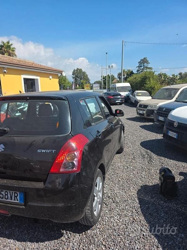 Usata Suzuki Swift 2009 Nero Utilitaria