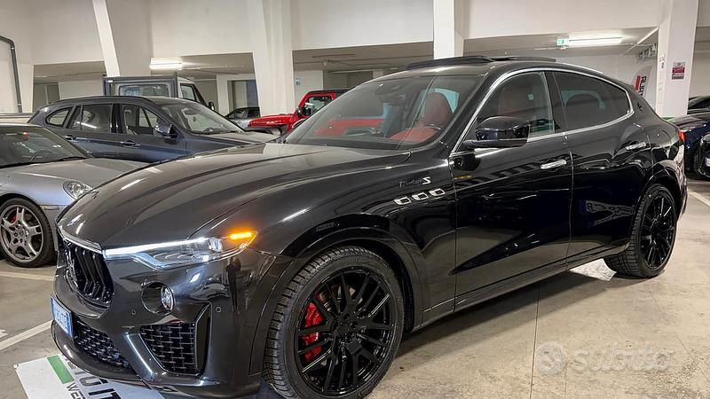 Usata Maserati Levante 430 CV (316 kW) 2022 Nero SUV