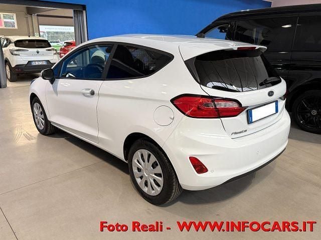 Usado Ford Fiesta Trend 75 HP (55 kW) 2022 Branco Van