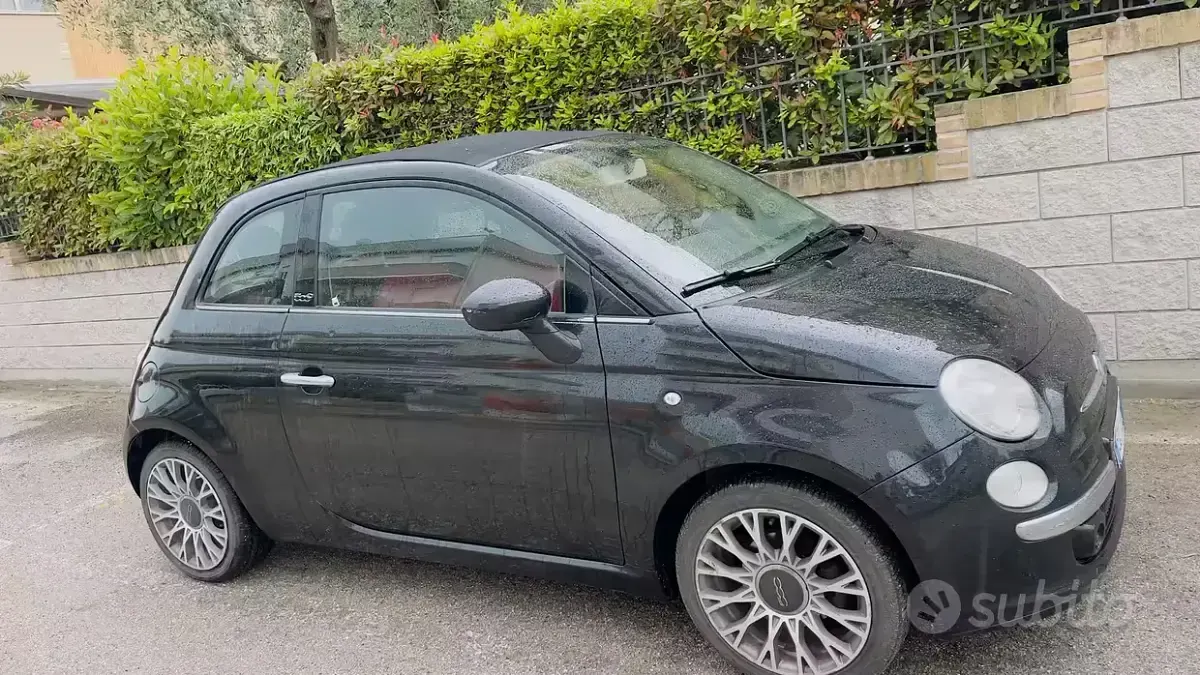 Usata Fiat 500 75 CV (55 kW) 2012 Nero Cabrio