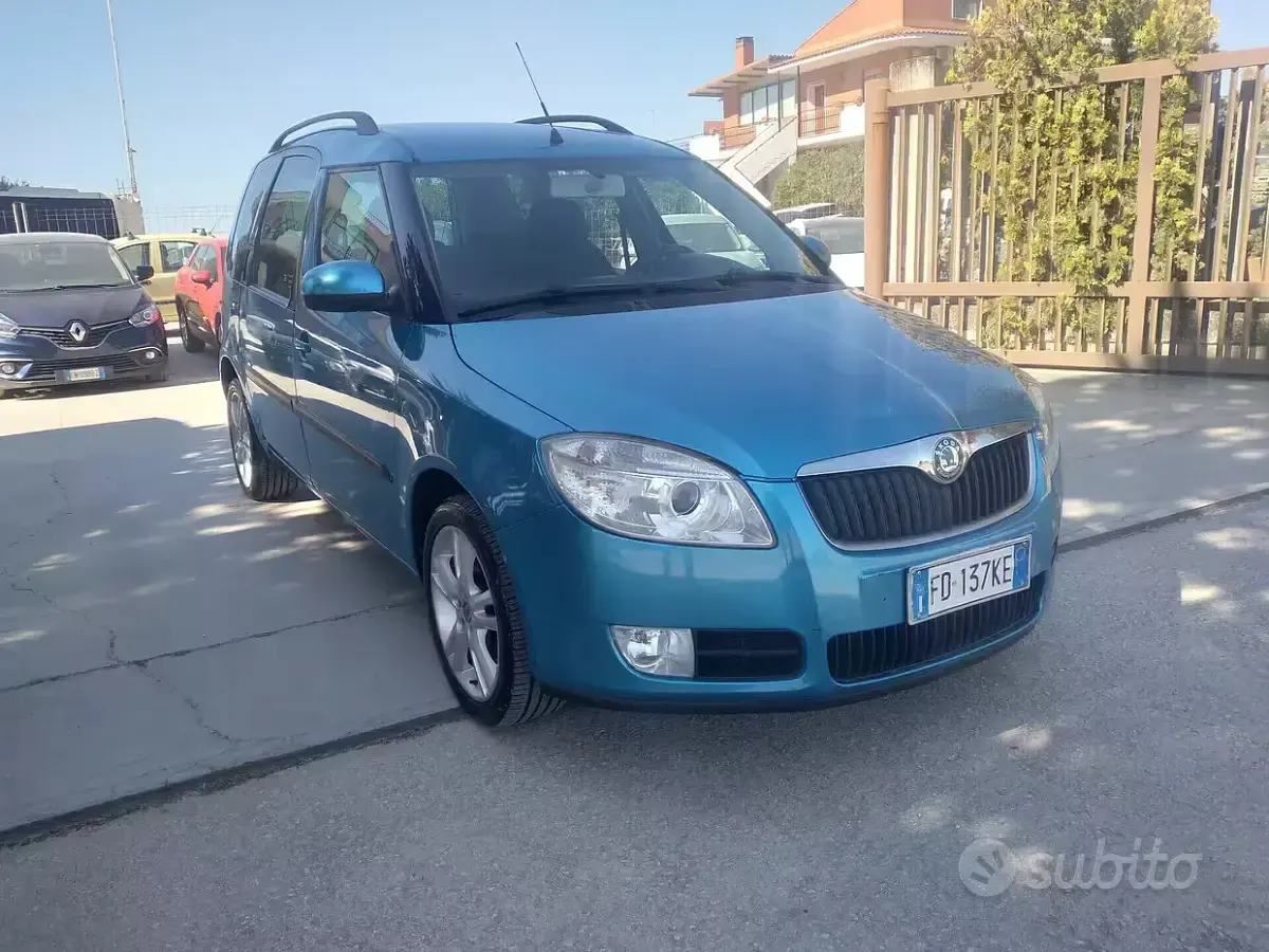 Usata Skoda Roomster Style 80 CV (58 kW) 2006 Blu Monovolume
