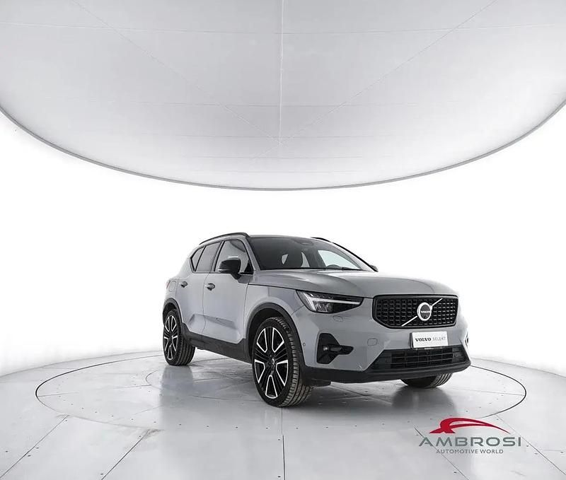 Usata Volvo XC40 Ultimate 163 CV (119 kW) 2023 Grigio SUV