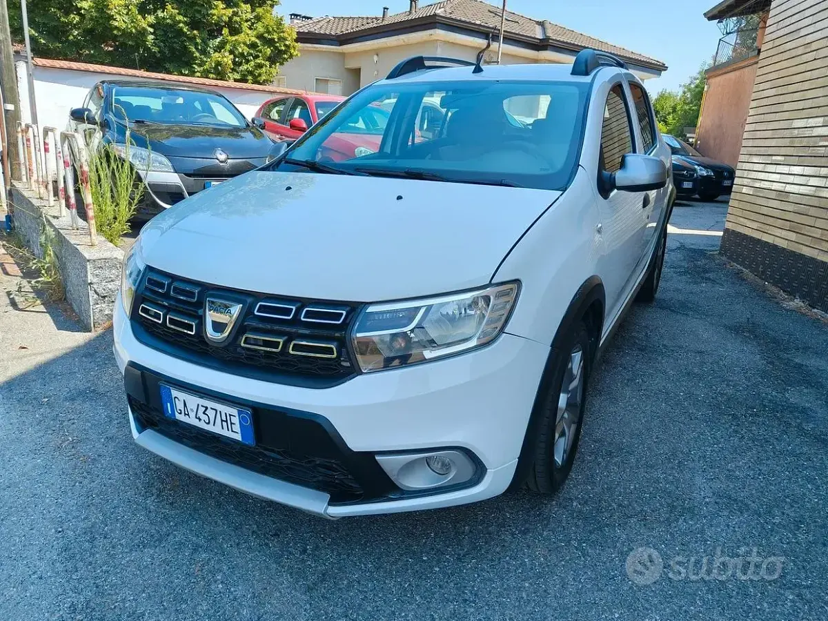 Usata Dacia Sandero Stepway 90 CV (66 kW) 2020 Bianco Berlina