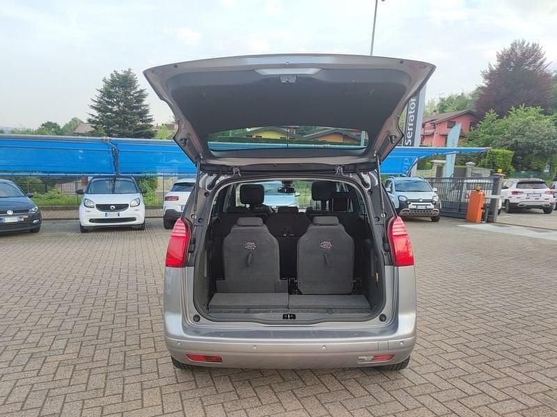 Usata Peugeot 5008 Business-Line 163 CV (119 kW) 2015 Grigio Monovolume
