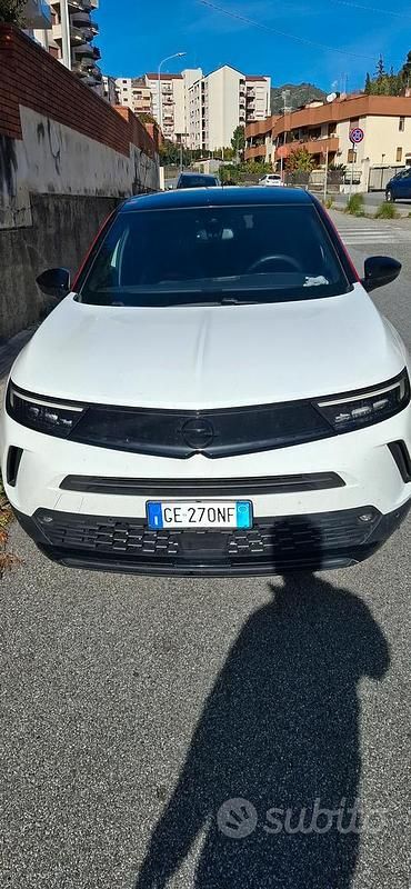 Usata Opel Mokka 110 CV (80 kW) 2021 Bianco SUV