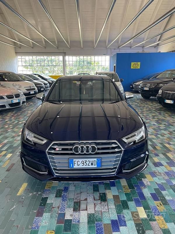 Usata Audi A4 354 CV (260 kW) 2017 Blu Berlina